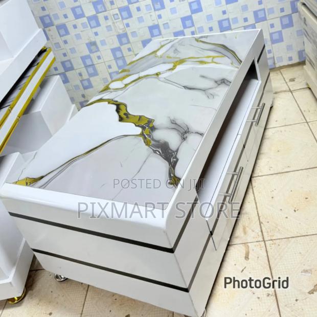 Coffee Table - main view