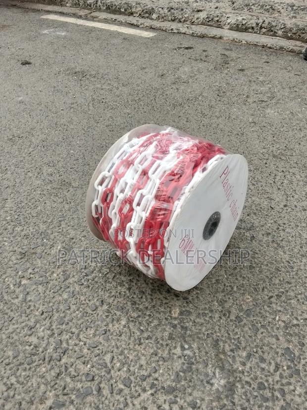 Plastic Chain - main view