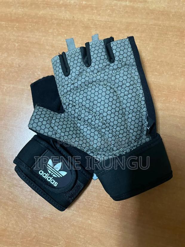Medium Gym Gloves