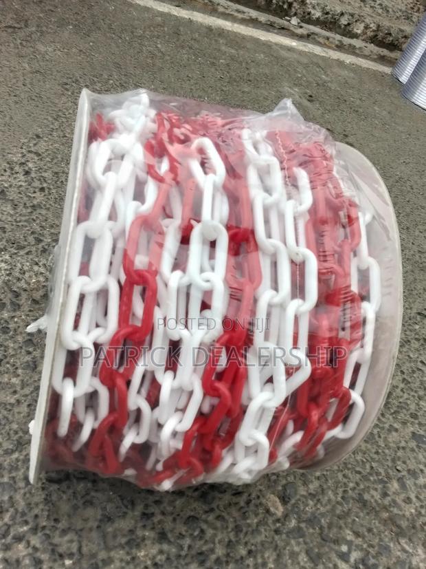 Barrier Chain/Plastic Chain - thumbnail 3