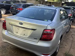 Toyota Axio 1.5 Hybrid G 2WD 2018 Silver
