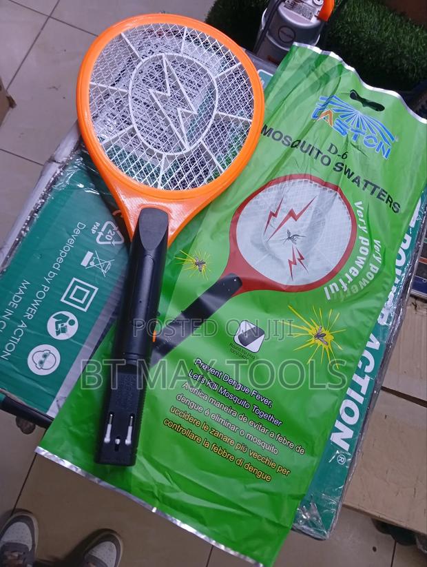 Reachable Mosquito Racket