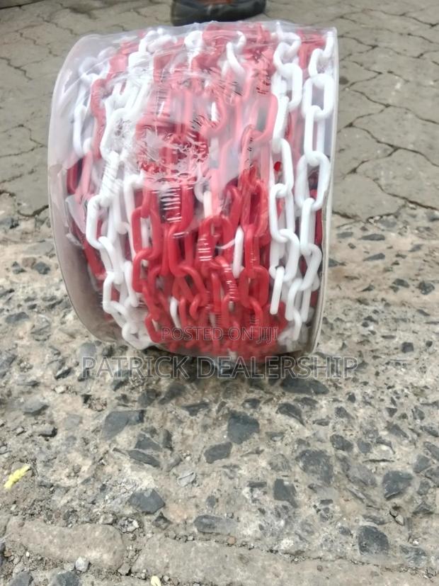 Safety Barrier Chain - thumbnail 3