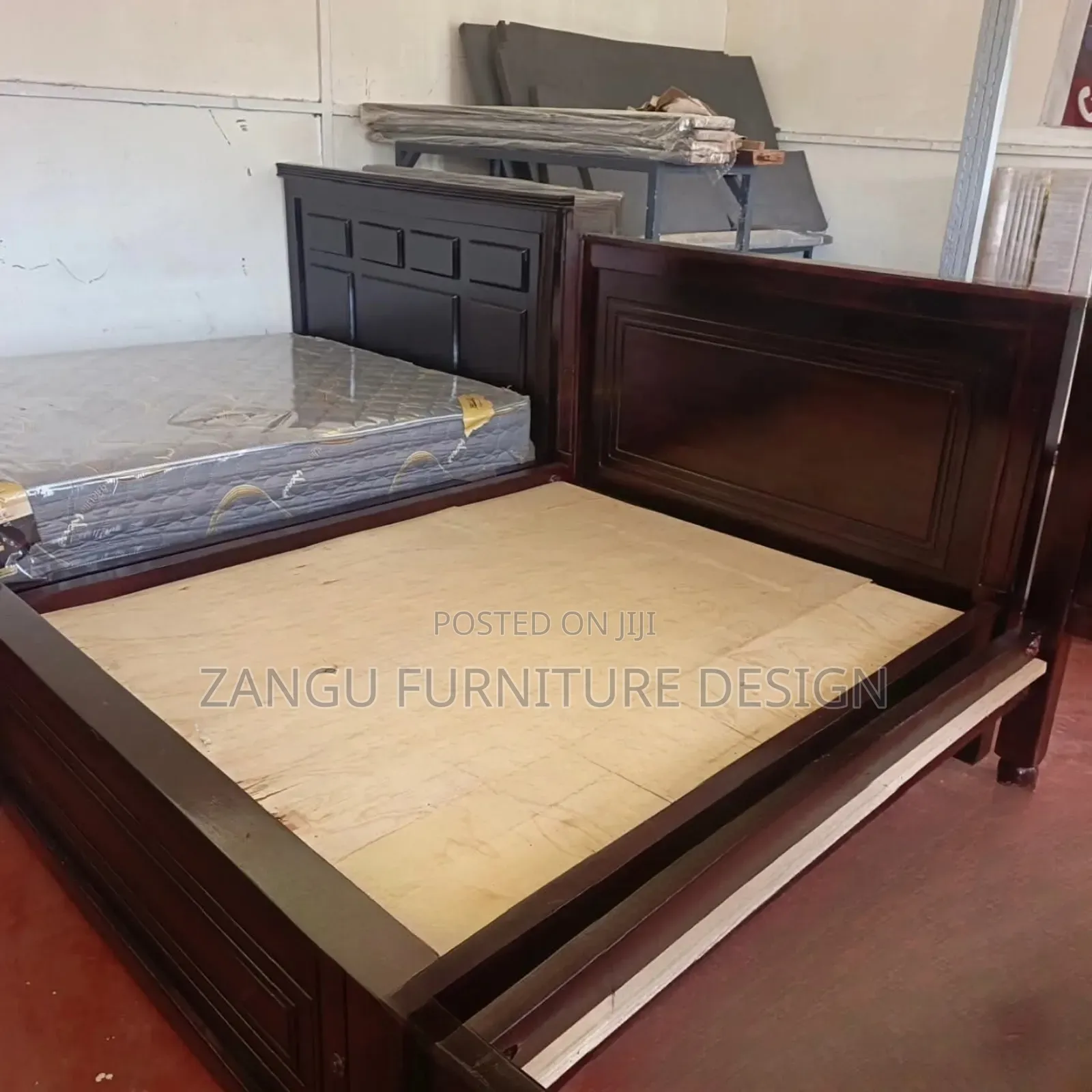 Deep-Built Board Beds Panel Beds