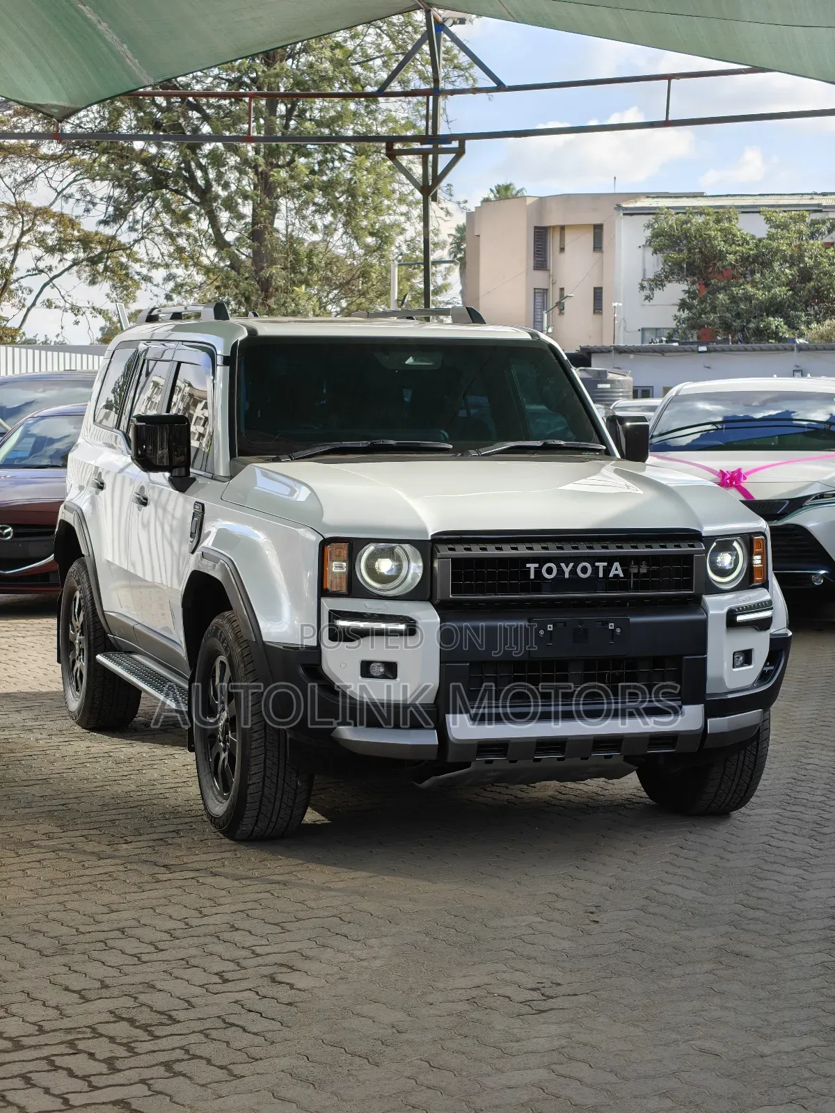 Toyota Land Cruiser Prado 2.7 2024 White
