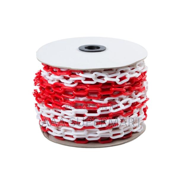 Red & White Plastic Chain 8mm X 25mtrs - main view