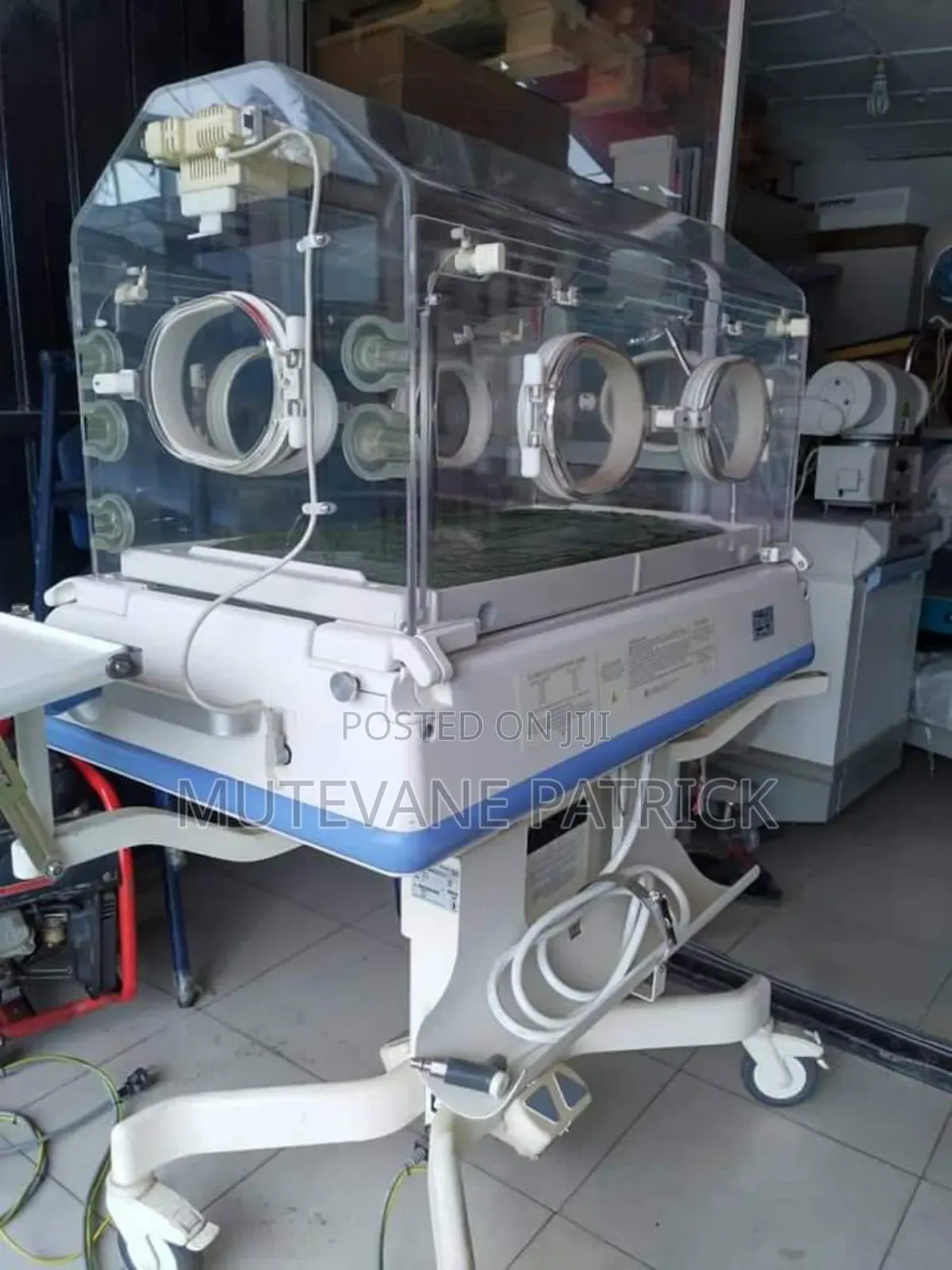 Infant Incubator