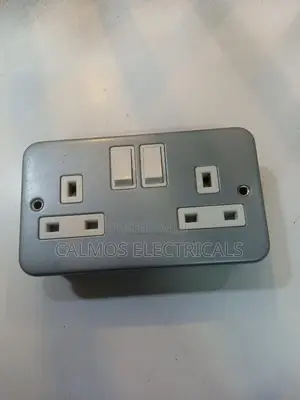 Metal Clad Twin Socket