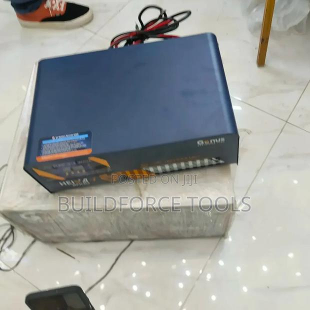 Genus Heiwa 1100/12v Charger