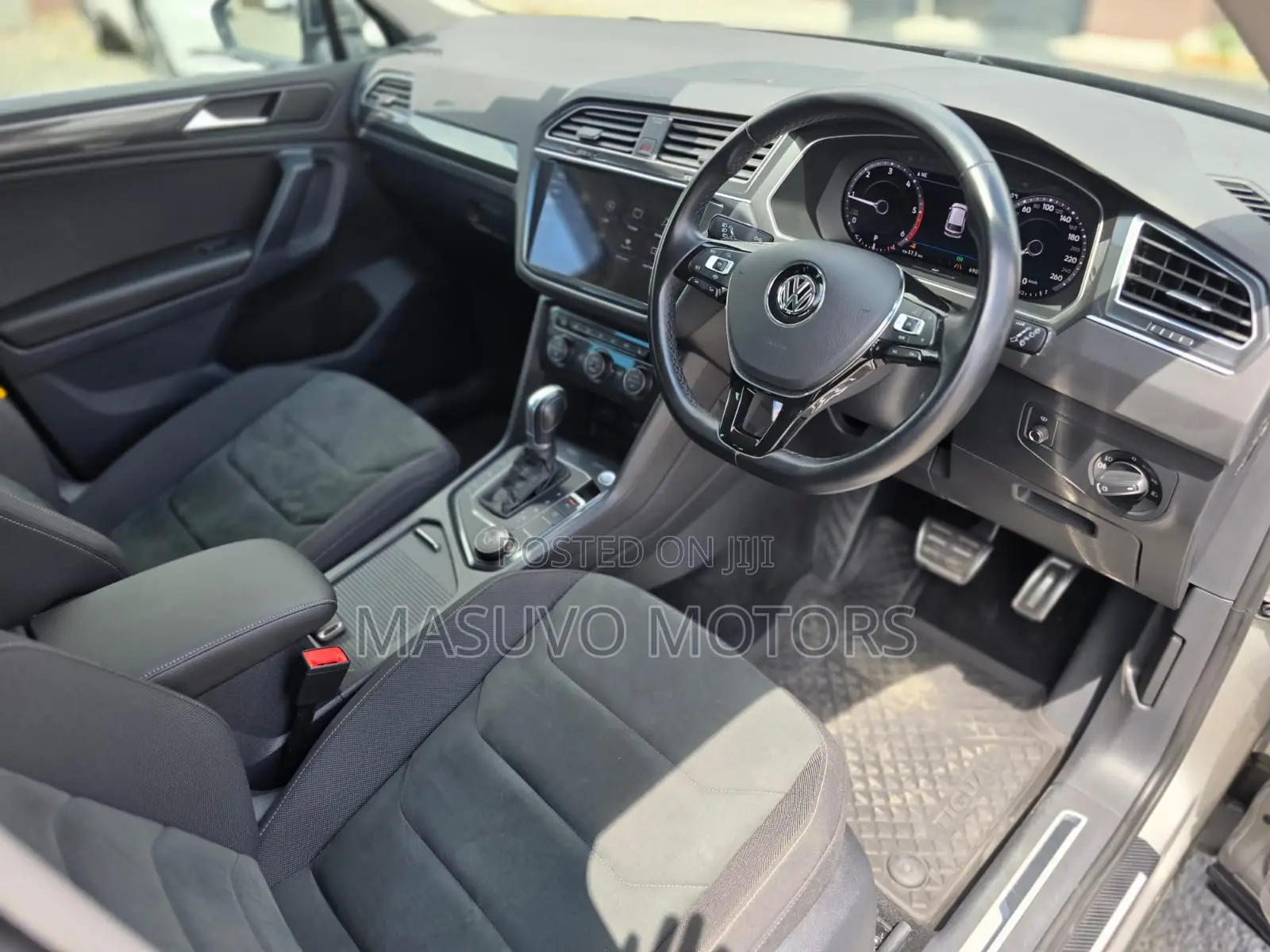 Volkswagen Tiguan 2018 Gray