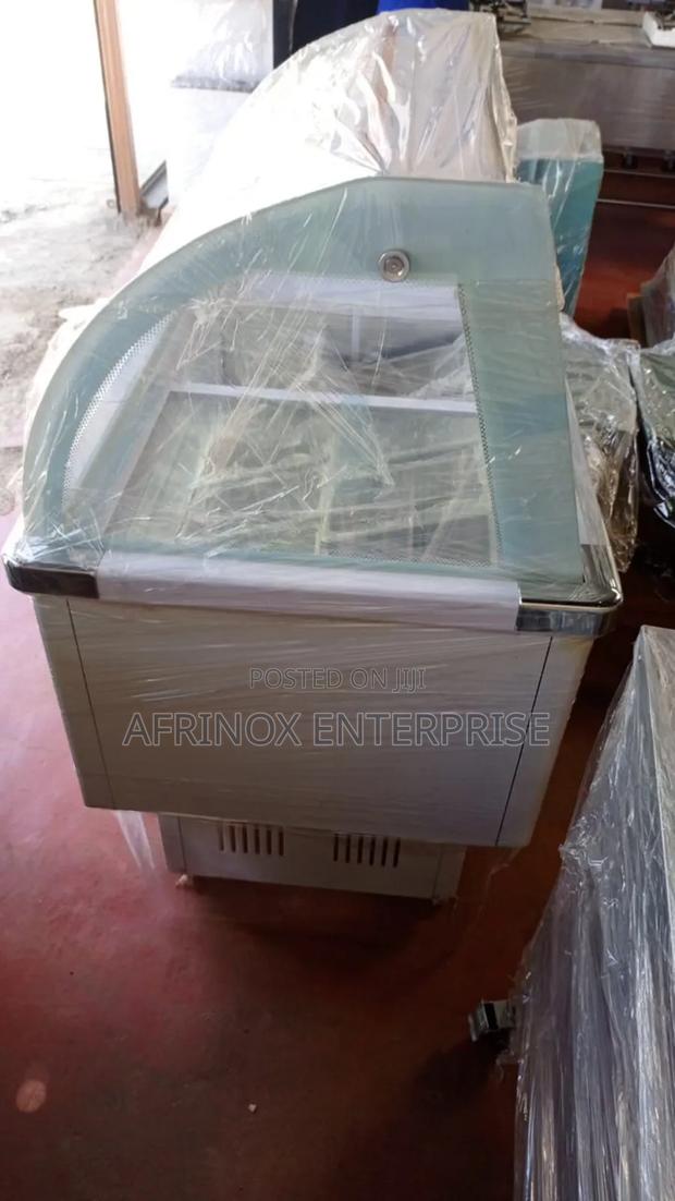 Ice Cream Display Chiller Keeps Everything Cold, Fresh - thumbnail 3