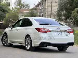 Subaru Legacy 2.5i AWD 2018 White