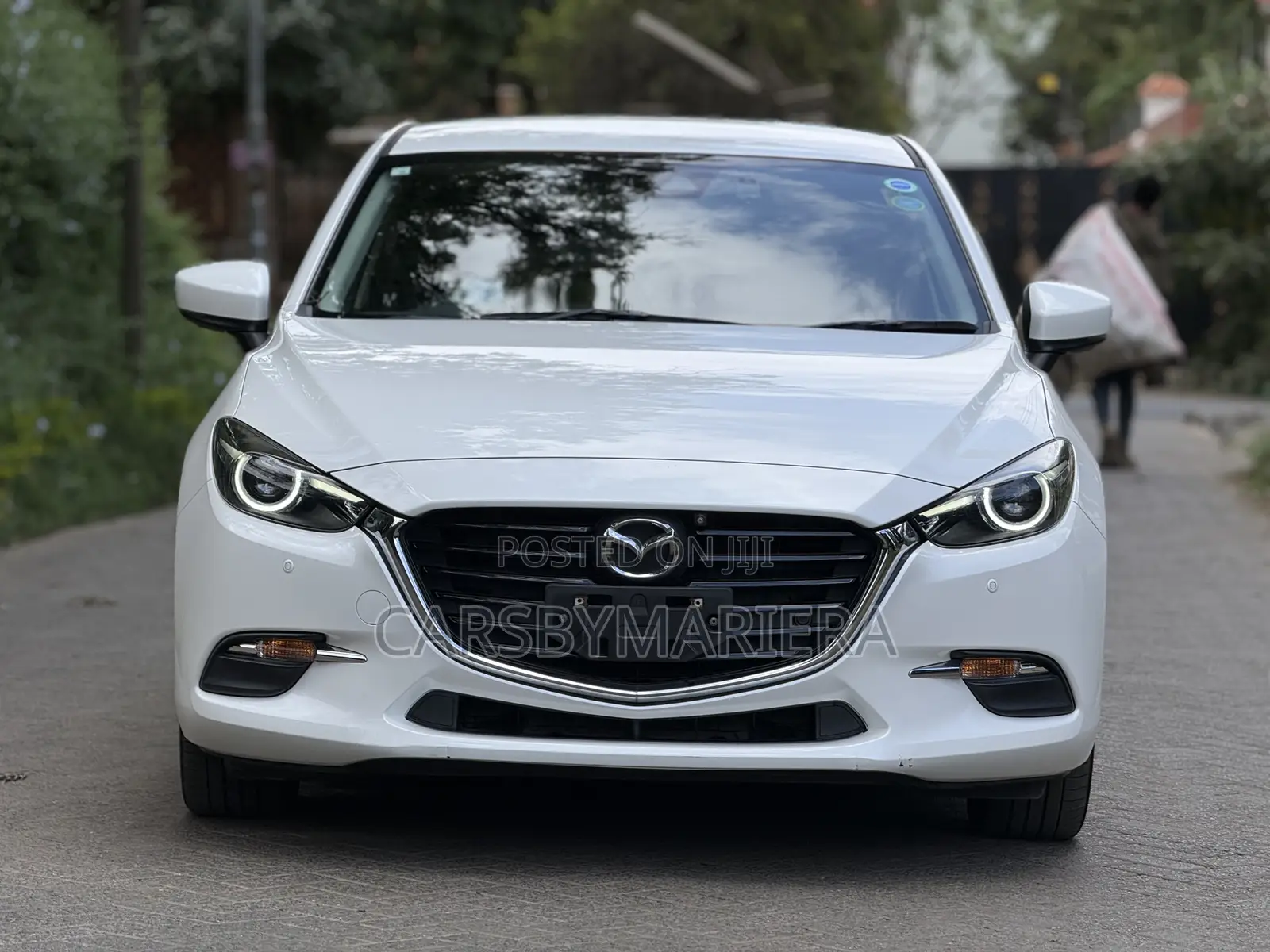 Mazda Axela 2018 White