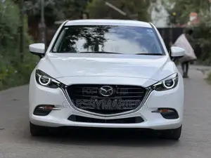 Mazda Axela 2018 White