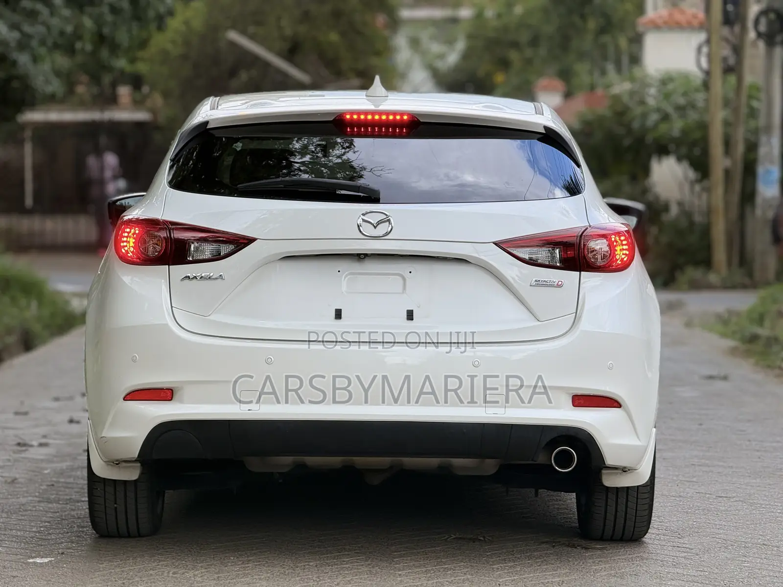 Mazda Axela 2018 White