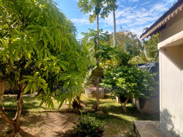 Furnished 2bdrm Villa in Watamu for rent - thumbnail 4