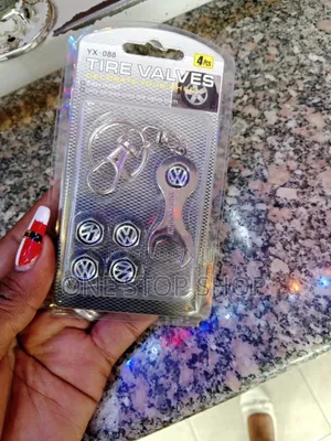4pcs Volkswagen Aluminum Valve Caps With Spanner Key Chain