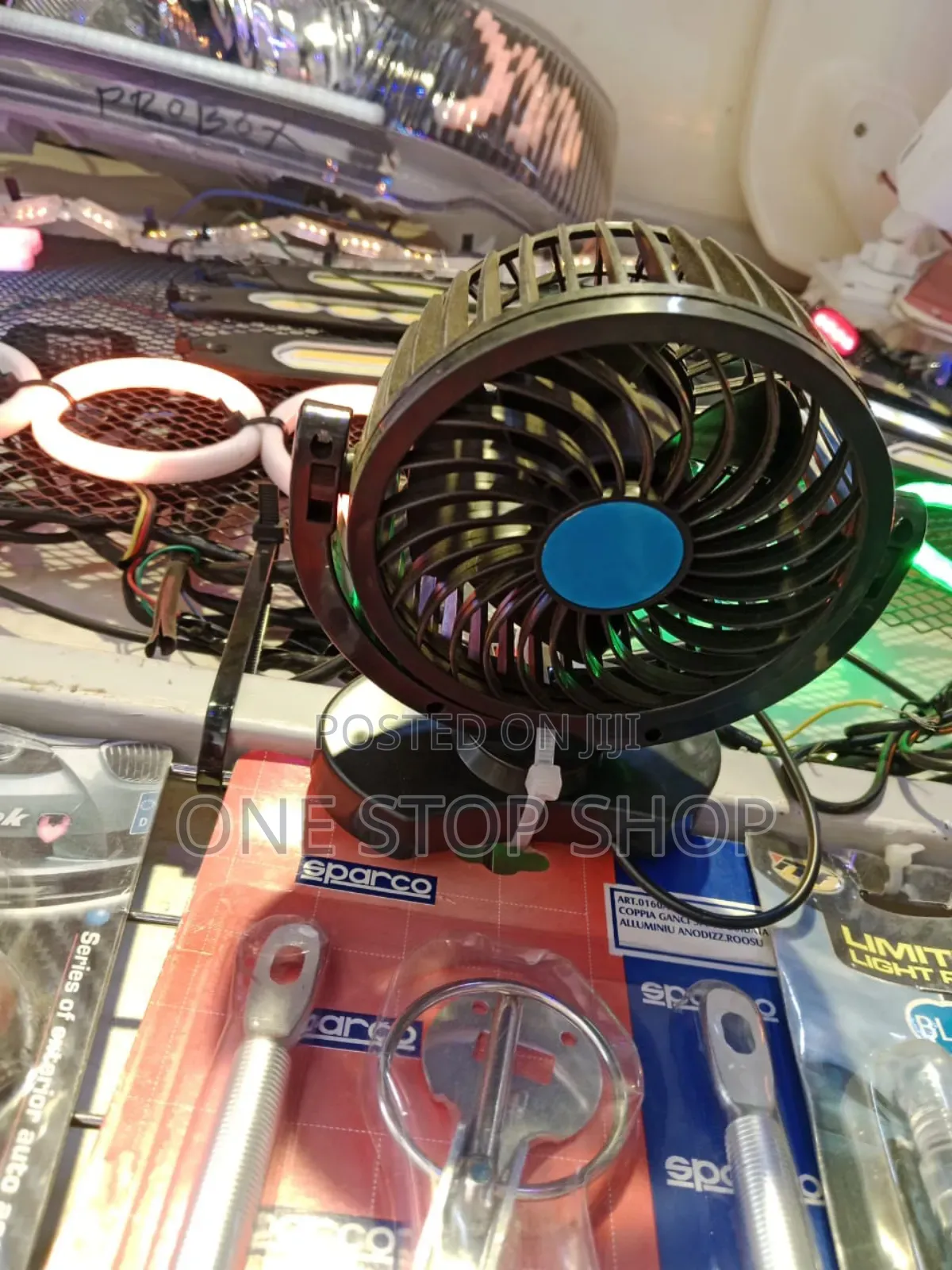 360° Adjustable Single Headcar Dashboard Fan