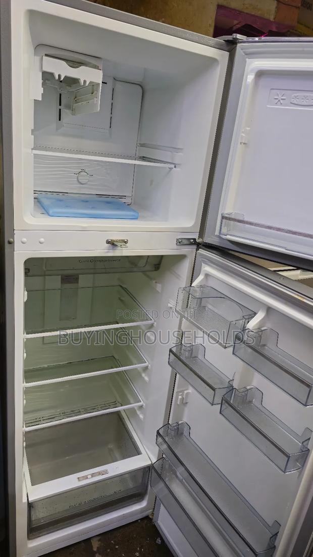 Ramtons 282l No Frost Fridge - thumbnail 4
