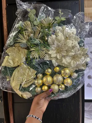 Christmas Wreath With Lamp
