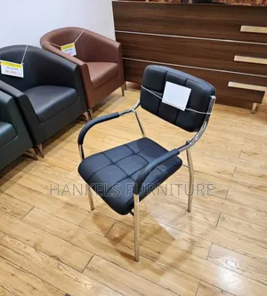 Modern Chrome Armrest Visitor Chair – Durable Elegant Seating