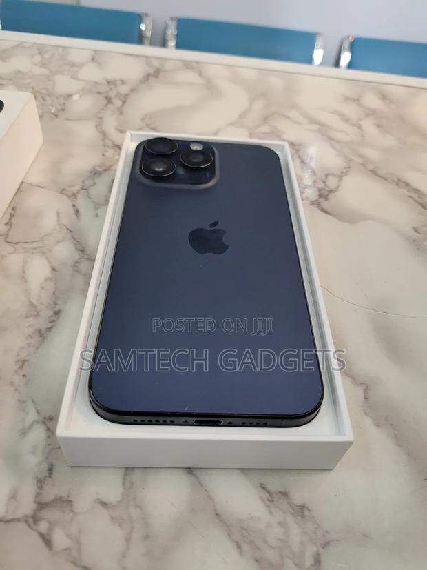 Apple iPhone 15 Pro Max 256 GB Blue - thumbnail 4