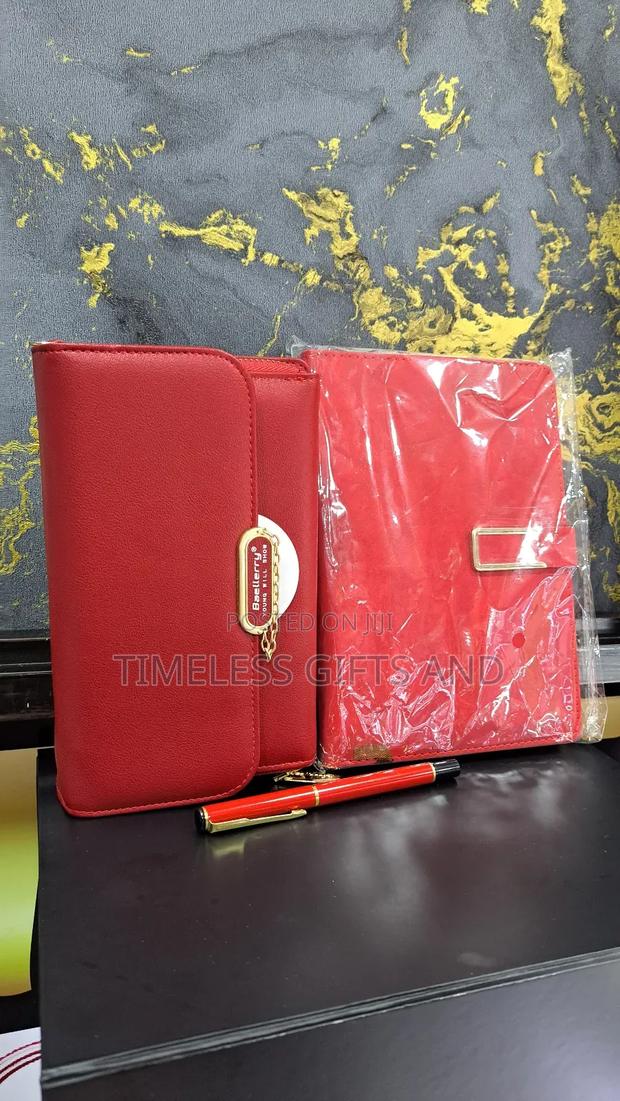Ladies Red Clutch/Sling Pen Notebook Gift Set