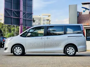 Toyota Noah 2.0 FWD (8 Seater) 2018 Gray
