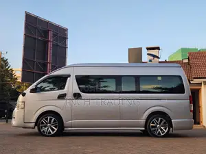 Toyota Grand HiAce 2018 Grey
