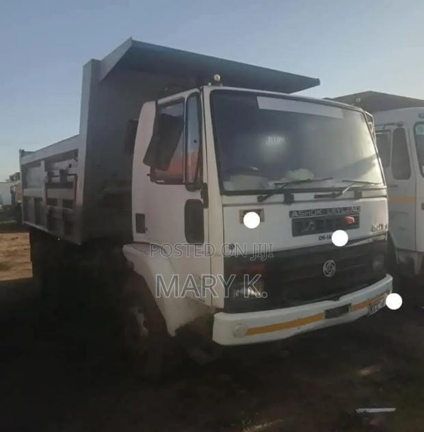 Ashok Leyland Tipper 2518 - thumbnail 2