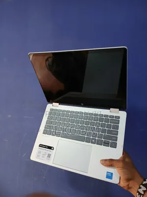 New Laptop HP OmniBook 5 Flip 16GB Intel Core Ultra 7 SSD 512GB