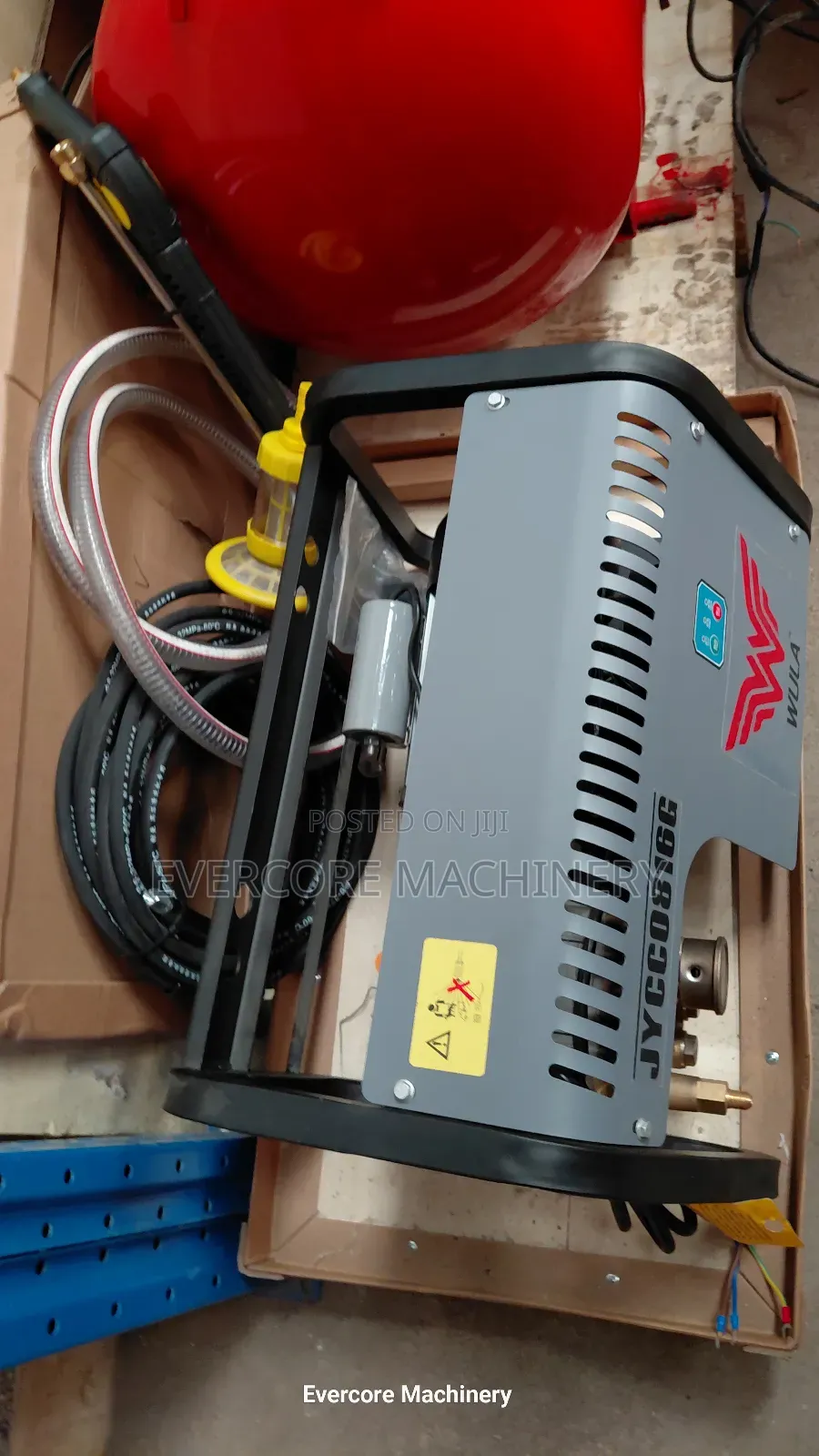 Commercial Highpressure Washer Machine With Pipe and Accessories.