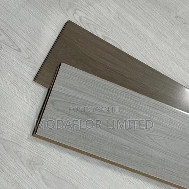Durable Laminate Wood Flooring_ Scratch Resistant