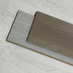High Quality Laminate Flooring .Modern Wood Look