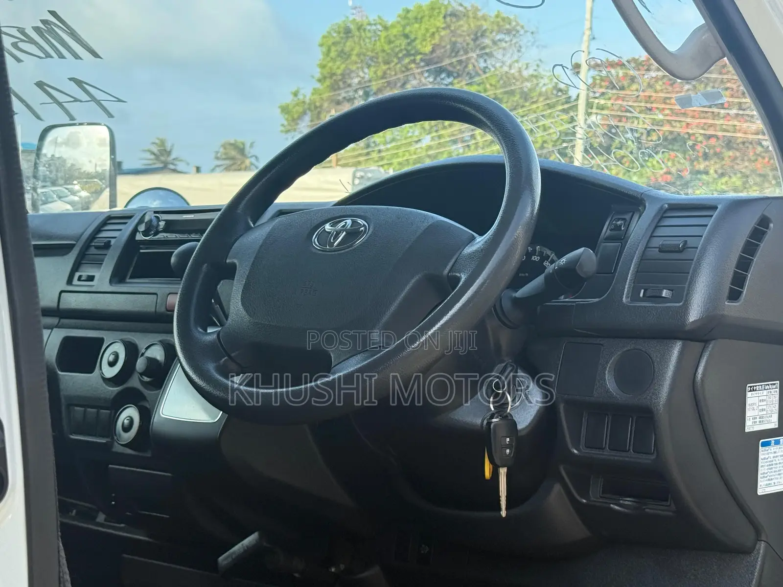 Toyota HiAce 2018