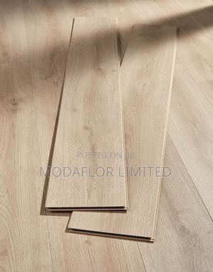 Stylish Laminate Floor Planks_ Easy to Clean