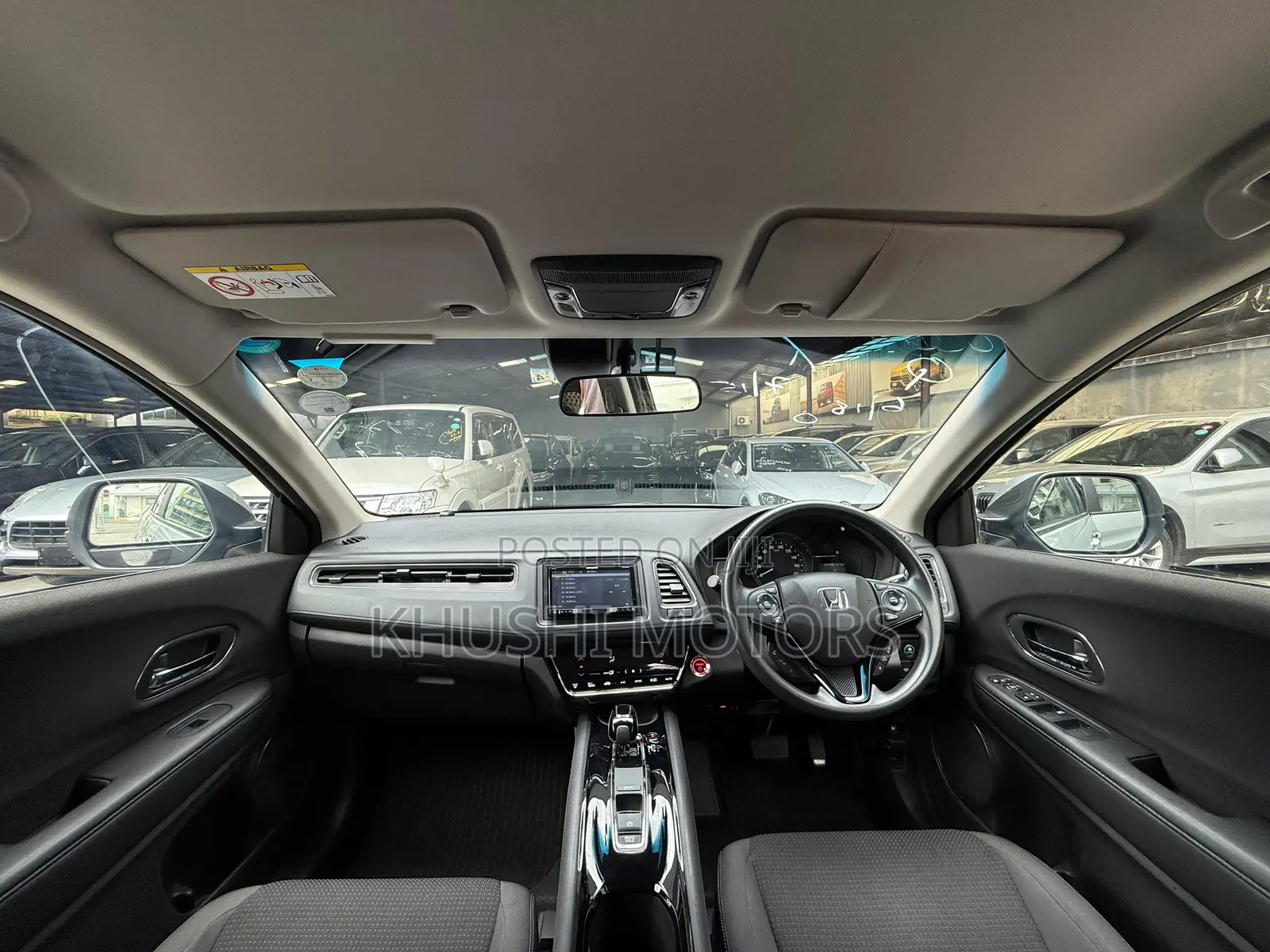 Honda Vezel 2018 Silver