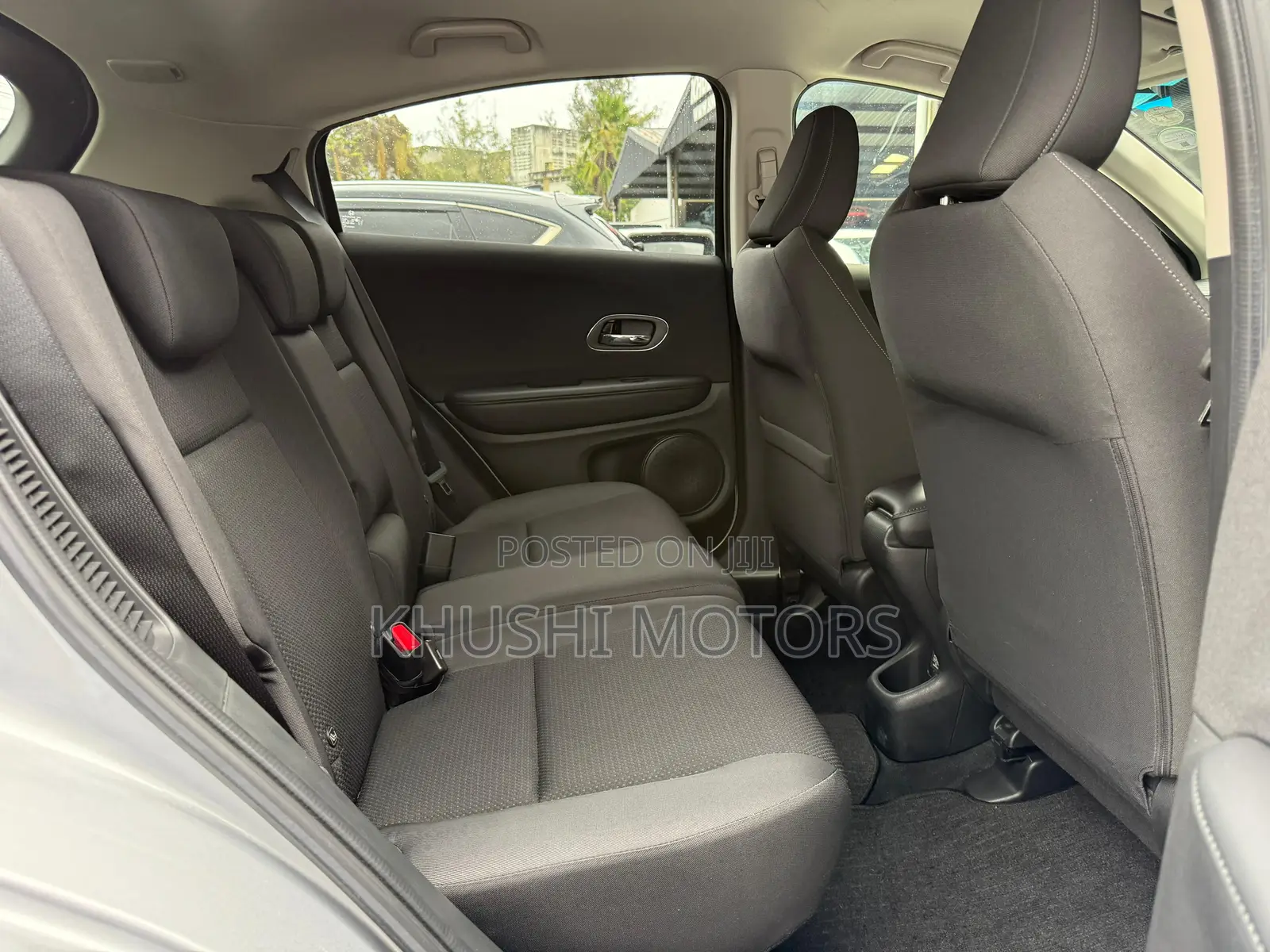 Honda Vezel 2018 Silver