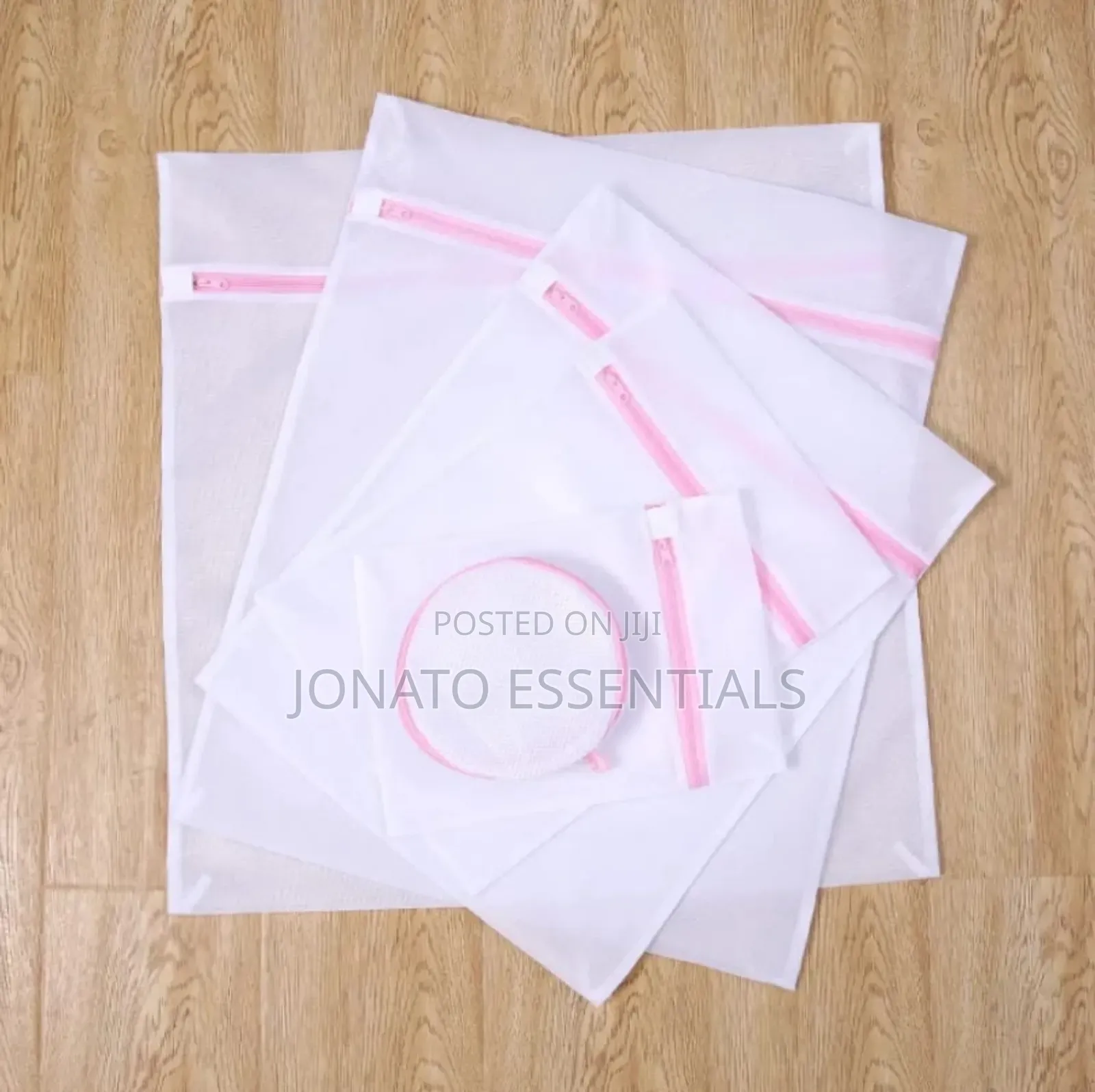 Set of 6 Premium Laundry Mesh Bags With Zipper