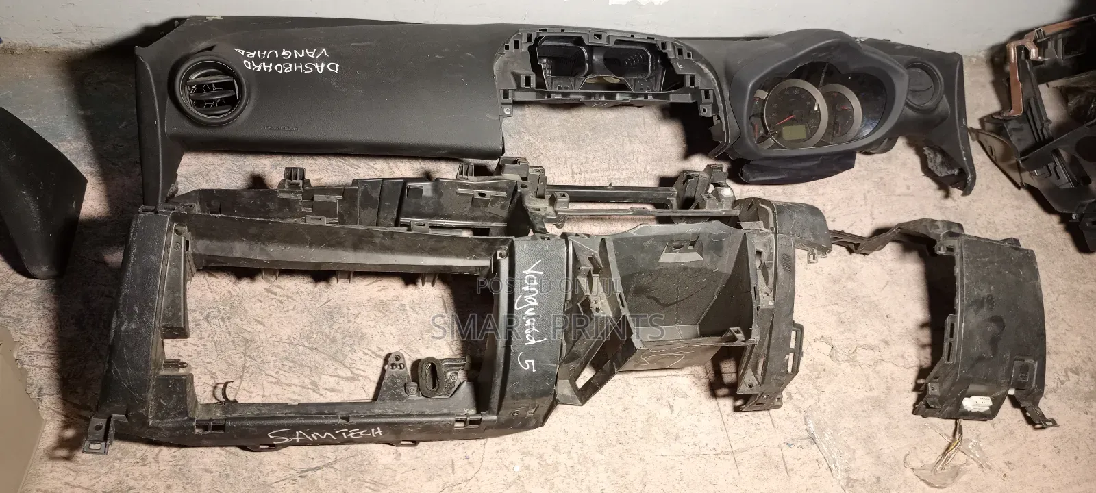 Top Quality Ex Japan Toyota Vanguard Dashboard Available
