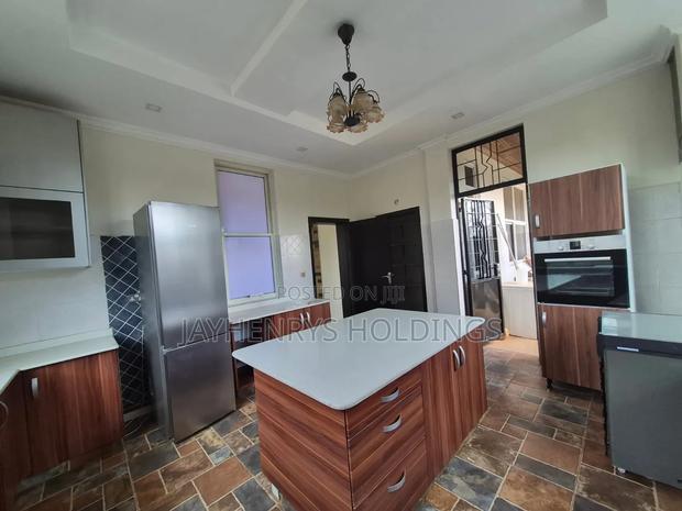 5bdrm House in Ridgeways for rent - thumbnail 4