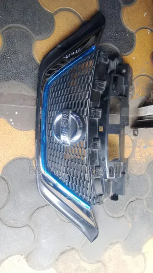 Nissan Note 2018 Grill