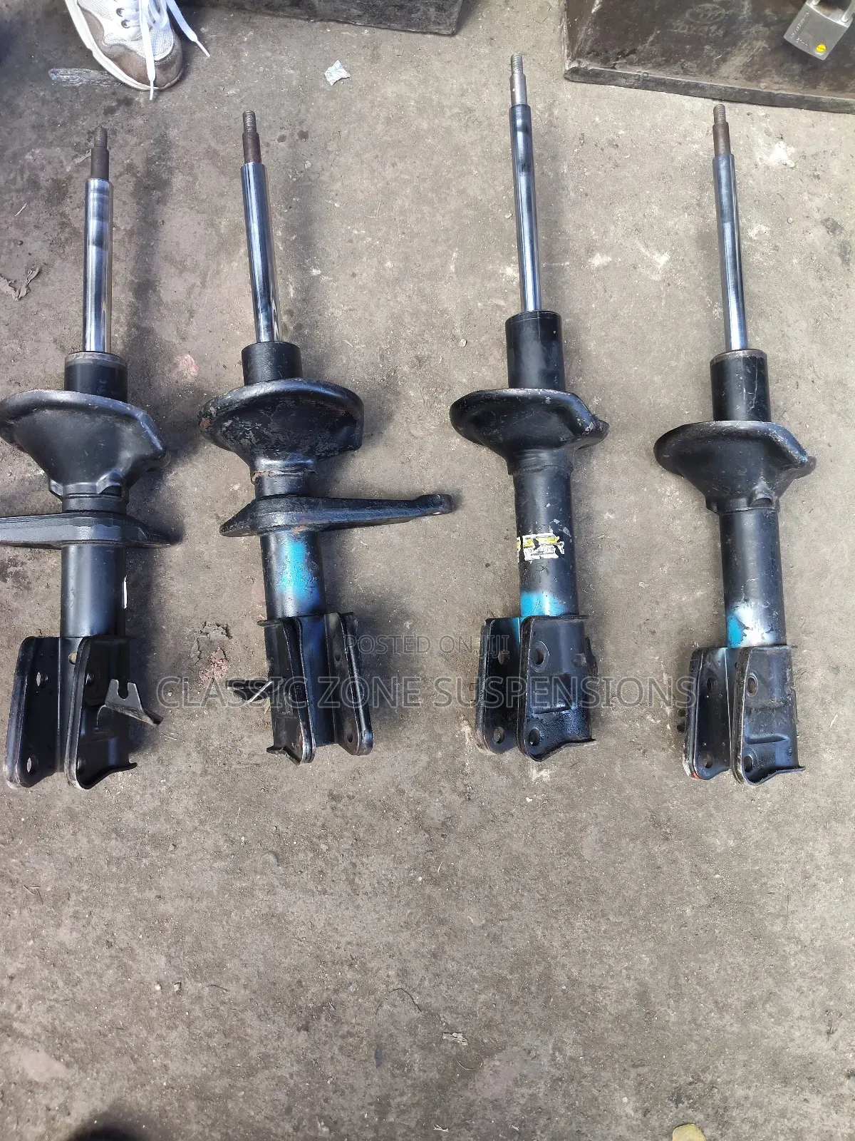 Land Rover Freelander 1 Shock Absorber.