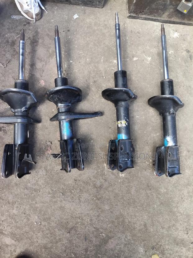 Land Rover Freelander 1 Shock Absorber. - main view