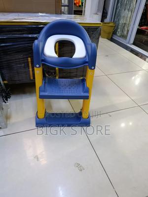 Foldable Children Training Toilet Ladder Seat - thumbnail 2