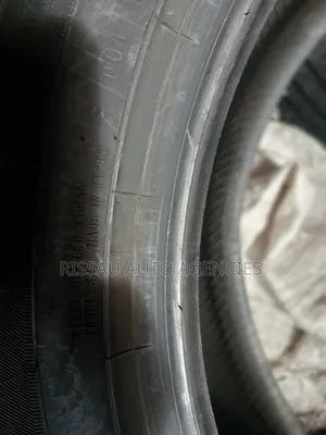215/55 R 17 Dunlop Tyres Made in Japan.