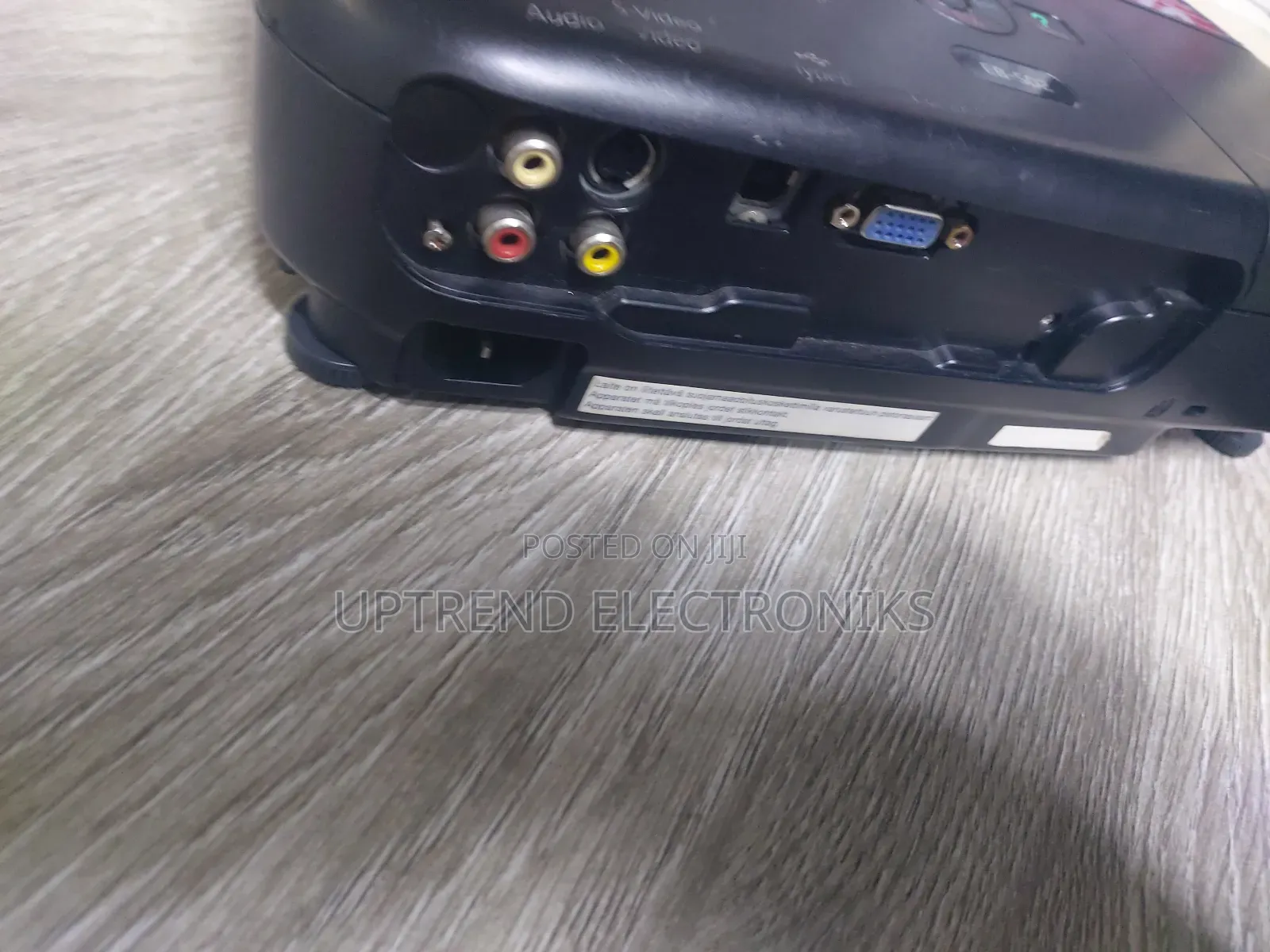 Epson Eb-S02 — Bright, Simple, Reliable
