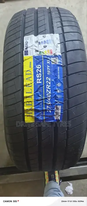 275/40 R 22 Habilead Tyre Brand New Nylon