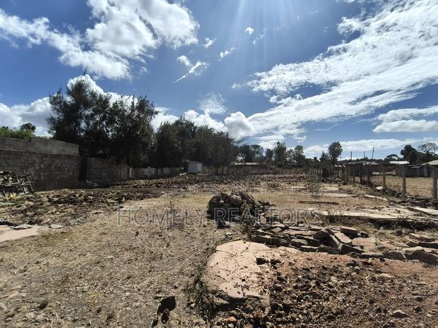 Commercial Quarter Acre Plot in Ngong Touching Suswa Tarmac, Near CBD - thumbnail 3