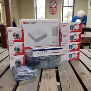 8 Smart Hybrid Colored Night Vision Hikvision DVR System With Audio